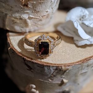 Fragrant Jewels ring size 7 warm and cozy